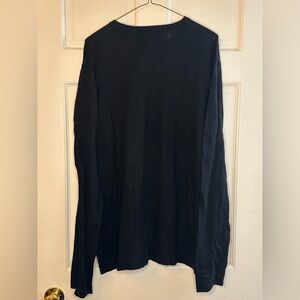 Elegant Black Long Sleeve Tee for Men